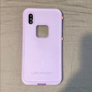 iPhone XS lifeproof phone case